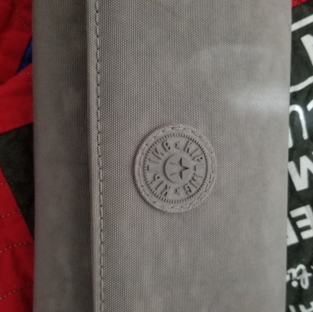 Kipling wallet